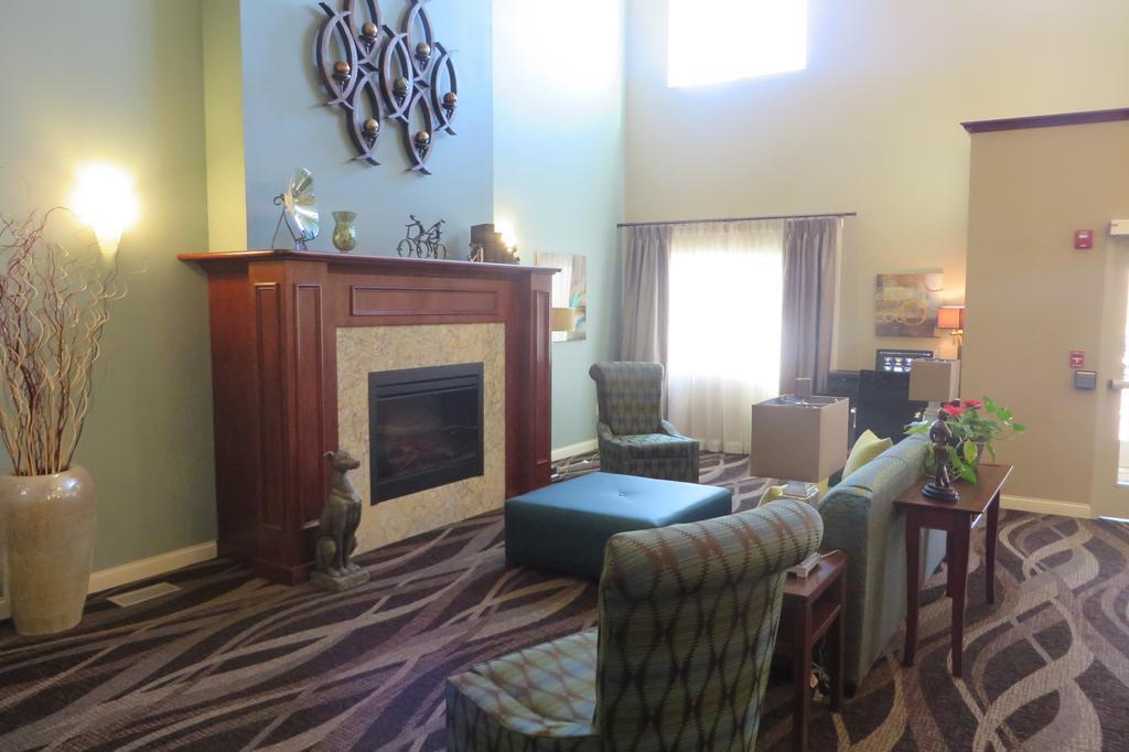 Comfort Inn & Suites - Chisago City ภายนอก รูปภาพ