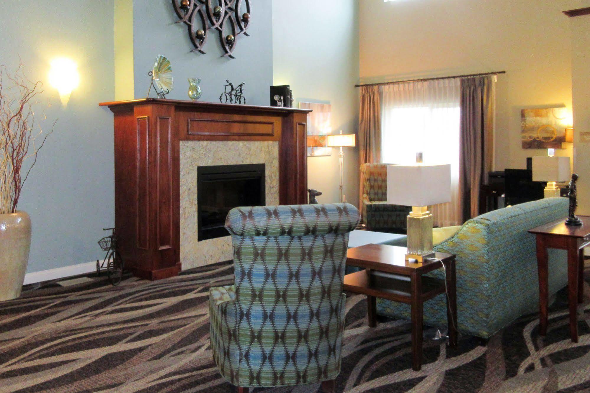 Comfort Inn & Suites - Chisago City ภายนอก รูปภาพ